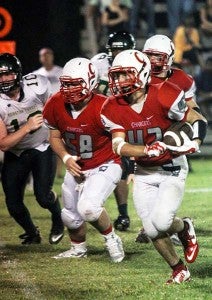 IWA’s Alec Edwards takes the ball to the left side during the second half. He rushed for 123 yards on the night. -- CAIN MADDEN | TIDEWATER NEWS